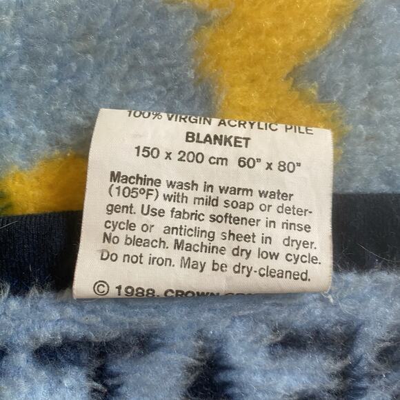 Vtg 1988 Vuteks Vukovar Crown Crafts Blanket Throw World Map City Names Compass - Picture 7 of 7